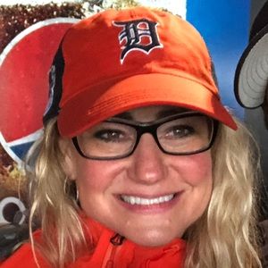 Meet your Posher, Brandi